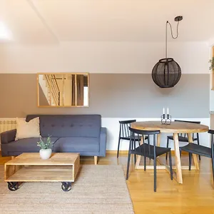 Elegante Duplex En Terrassa, Barcelona Apartamento